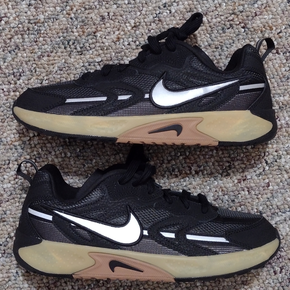 Nike Jam Black Brown Gum Womens Size 9